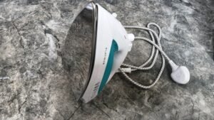 Read more about the article Steam Pressing Iron